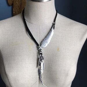 NWT Lariat necklace black cord silver feathers & crystals western cowgirl trendy